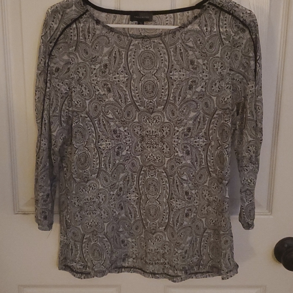 Limited stretch mid sleeve